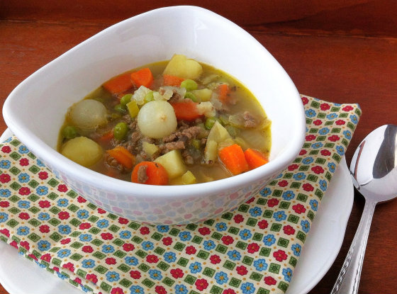 Hearty Beef and Vegetable Soup 