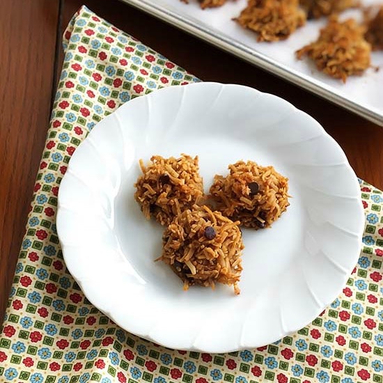 Coconut Chocolate Chip Macaroons
