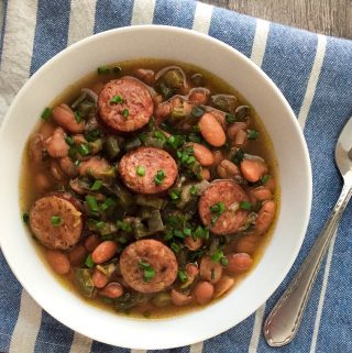 Slow Cooker Pinto Beans with Smoked Sausage