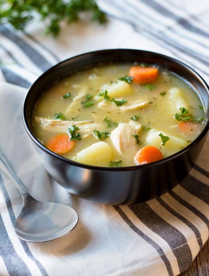 A healthy soup recipe made with roasted chicken and veggies! Makes a hearty and delicious dinner idea! 